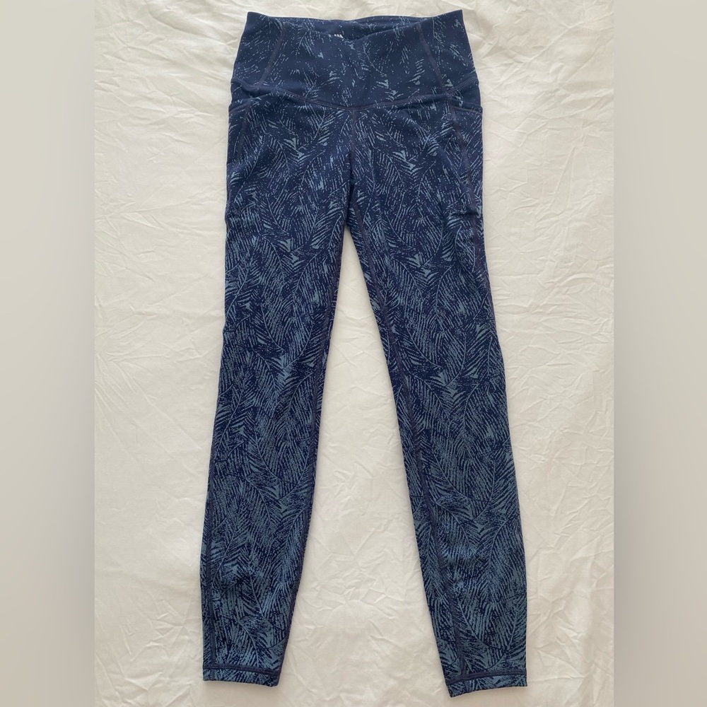All in Motion Blue Patterned Leggings with Wide Waistband